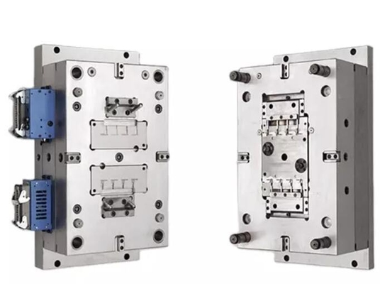 6.94UL PC243R Injectievormmaker Plastic Injectievorming Die Makers 0.05mm